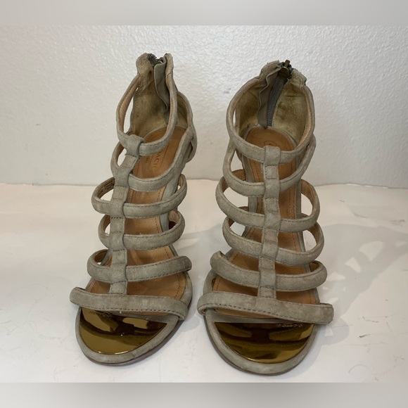 Coach Women’s Lavania Beige Suede Strappy Heeled Sandals‎ with Zipper Size 6.5. - Picture 3 of 10